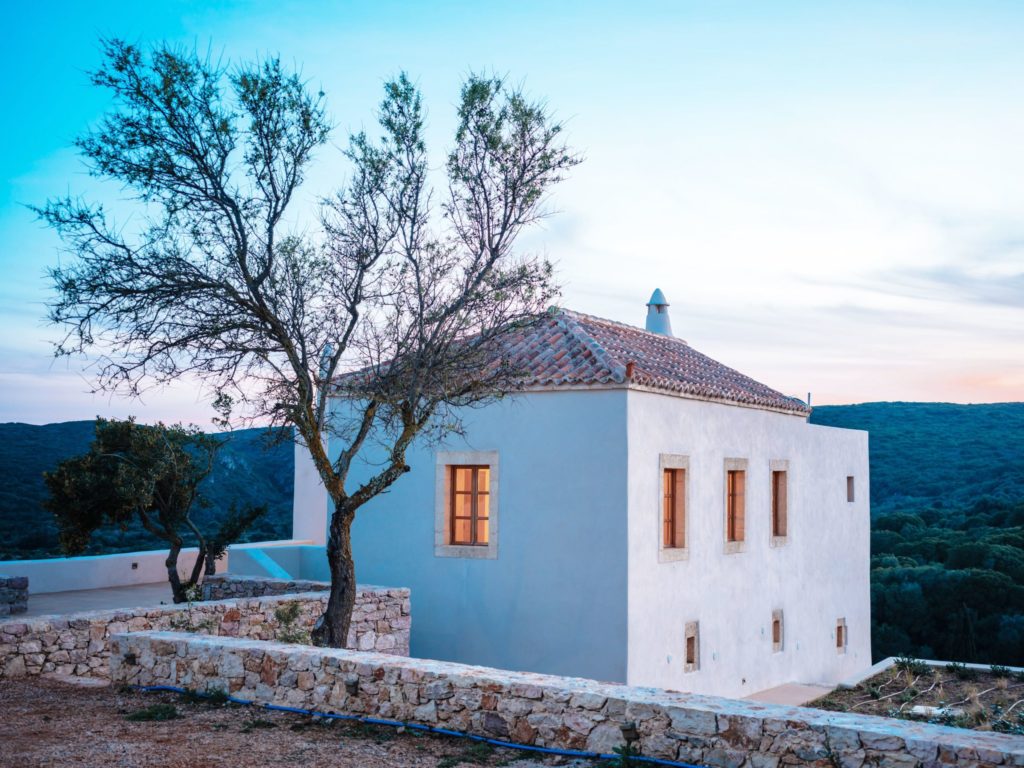 Rent a luxury house in Kythira, Greece.